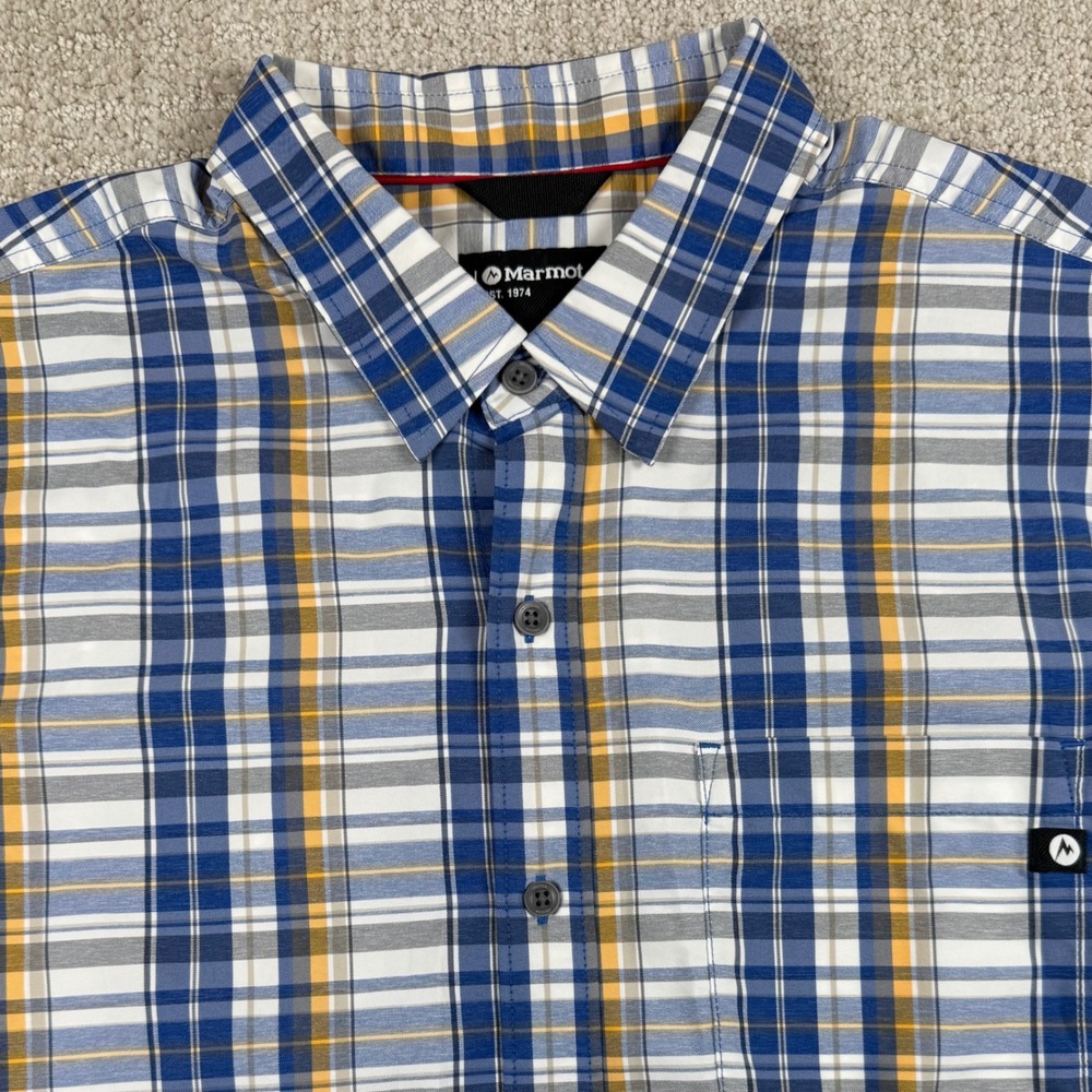 Marmot Mens Large Blue Plaid Short Sleeve Nylon Short Sleeve Button Up Shirt